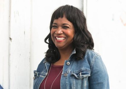 Sheryl Cole defeats Gabriel Nila