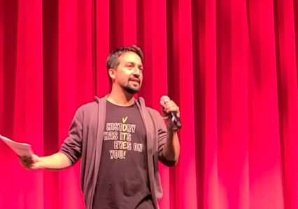 Hamilton Composer Lin-Manuel Miranda Draws Thousands for Texas Democrats Tuesday