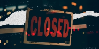 Texas Shoppers Guide: Stores Open on New Year’s Eve and New Year’s Day 2026